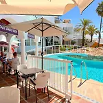 Hibiscos Seaview Terrace By Casasol