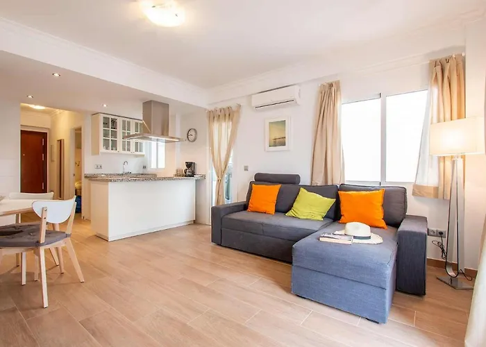 Apartamento al lado de la playa Torrecilla calle Málaga