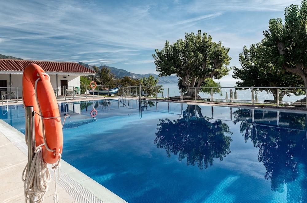 De Nerja