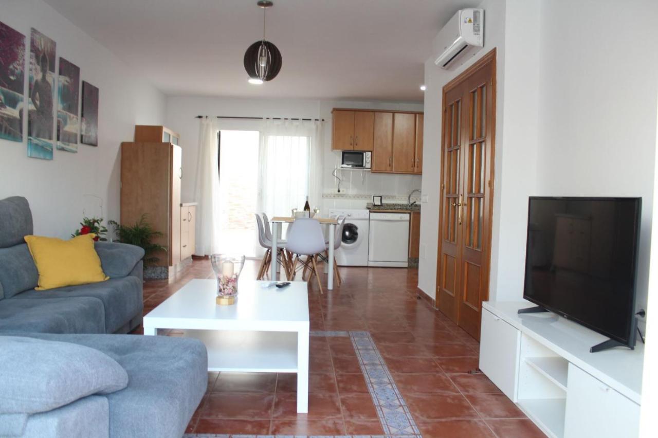 Jara 25 * Nerja