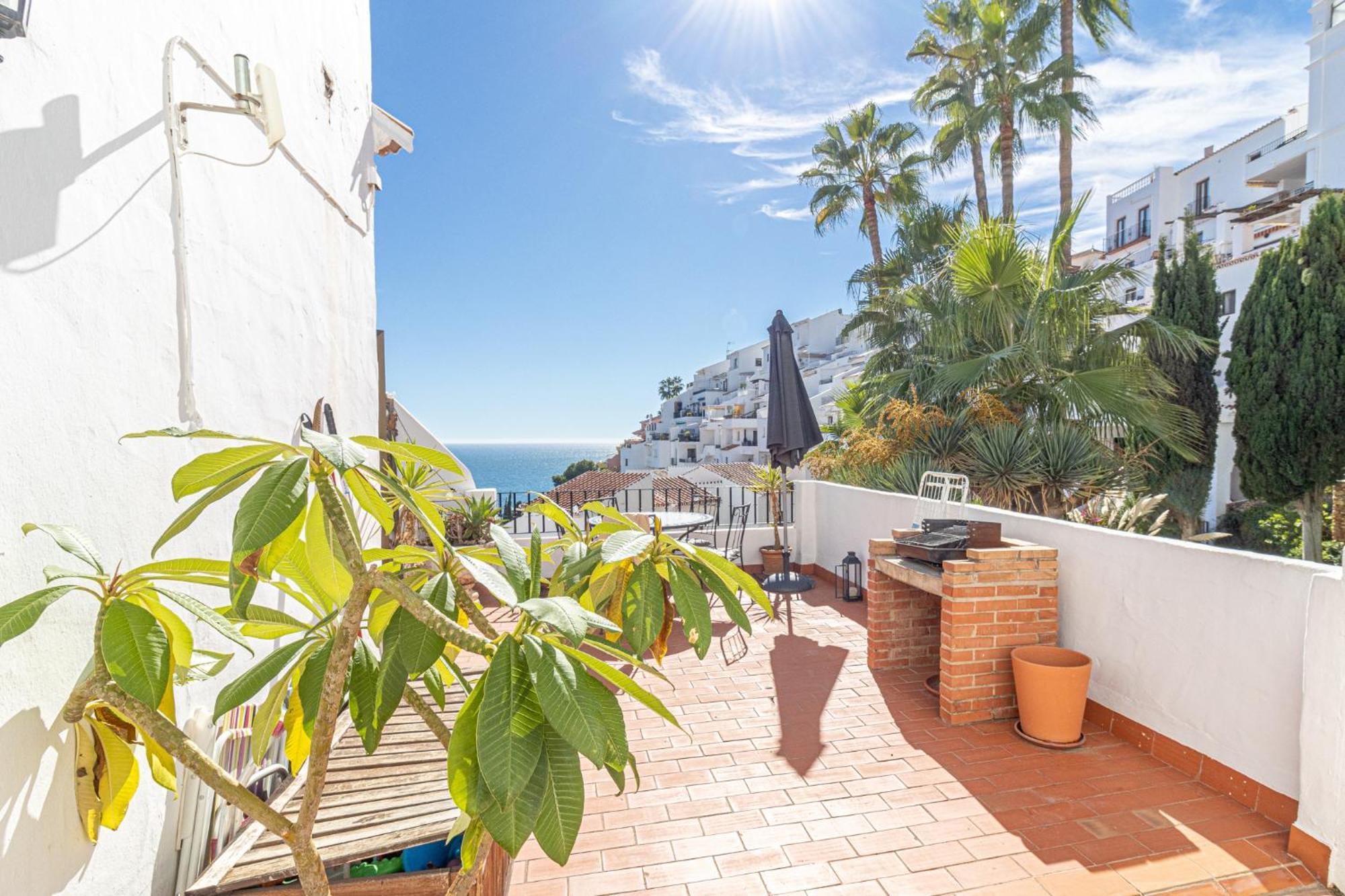 Capistrano Playa, 2 Bedroom & Free Wi-fi Apartment Nerja
