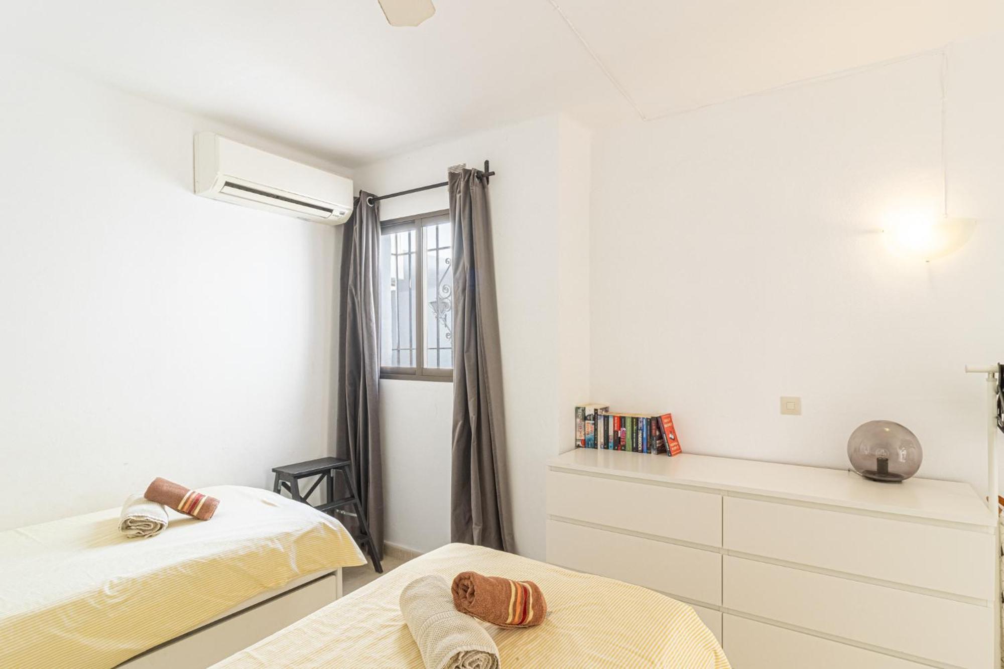 Apartment Capistrano Playa, 2 Bedroom & Free Wi-fi