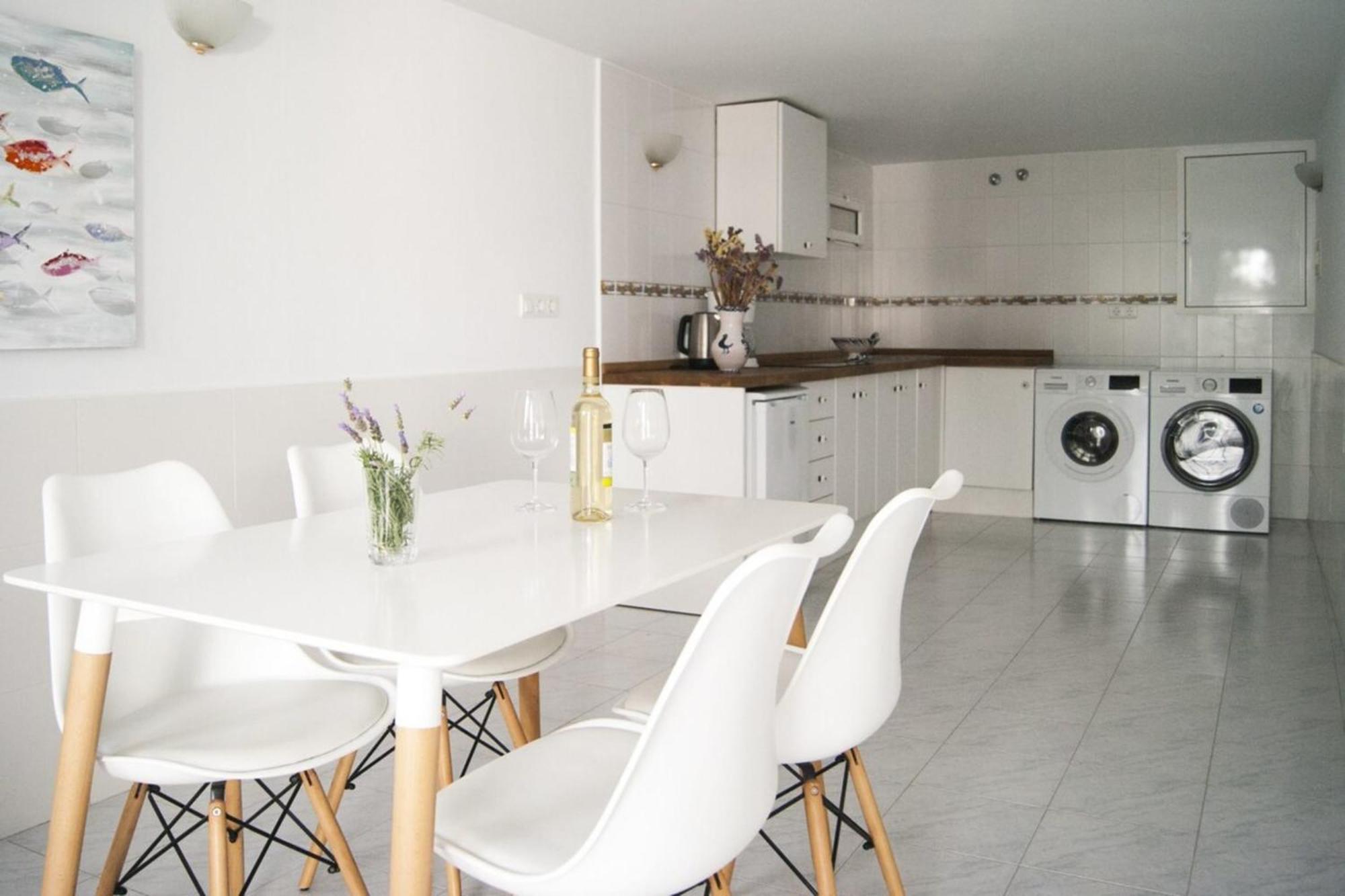 Crisantemos Family House With Garden And Pool Сasa de vacaciones Nerja