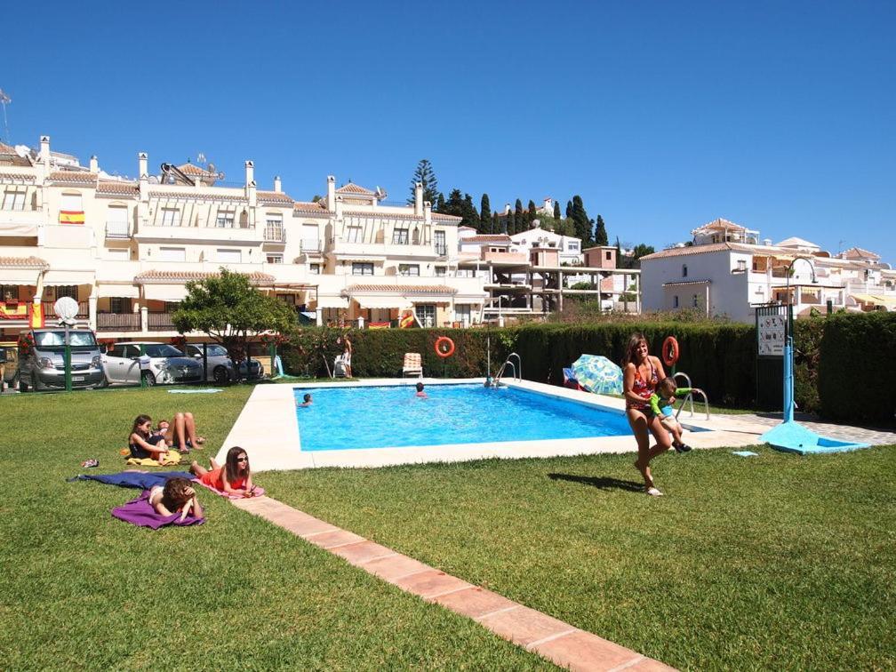 Tahiti, Bluewater Apartment Nerja