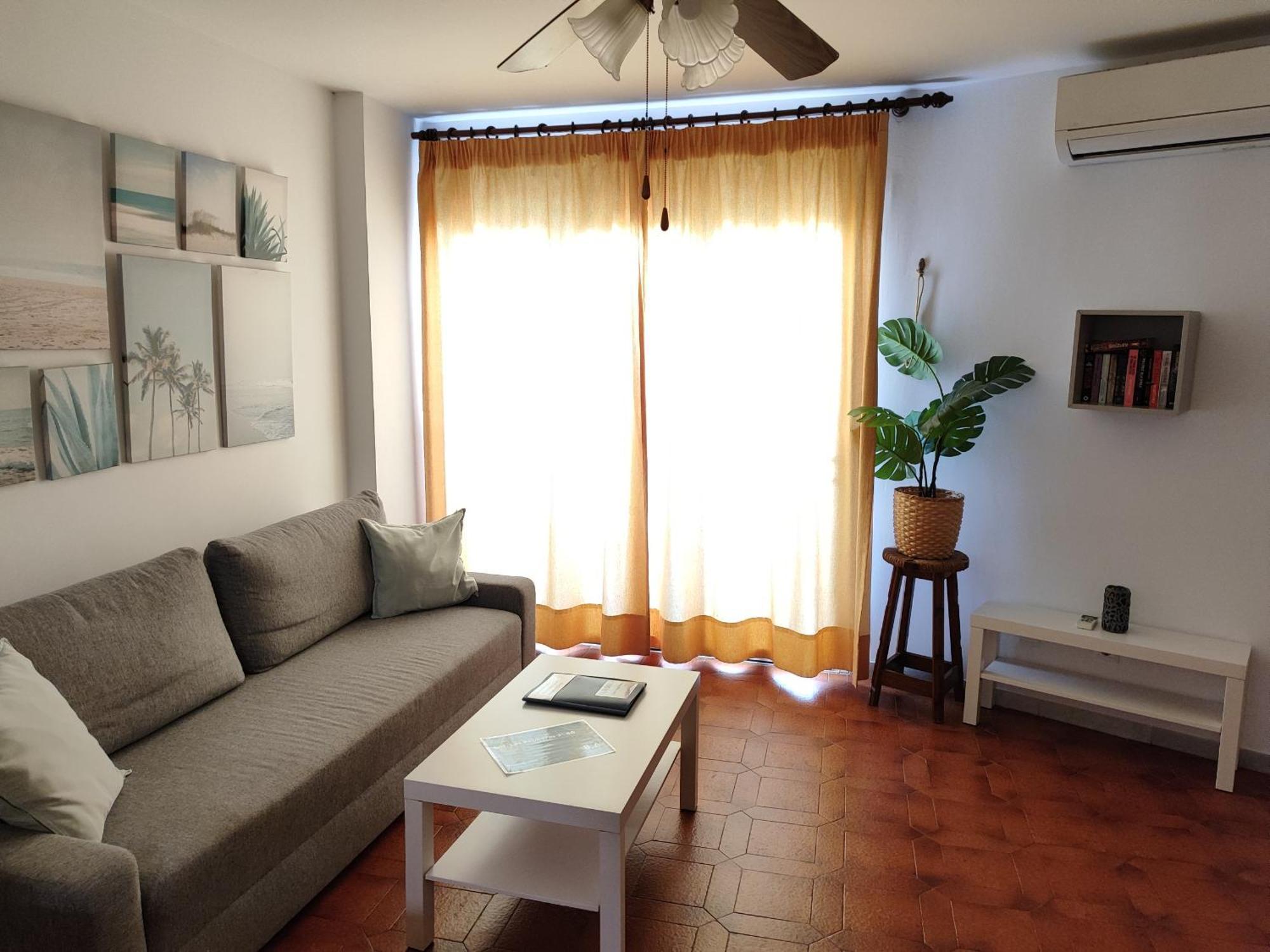 Edf. Palmeras 2º 40 *