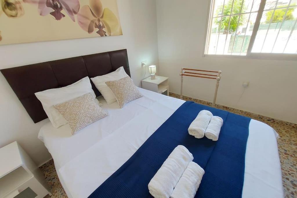 Spacious Flat 100m From Beach-nerja-spain Apartment