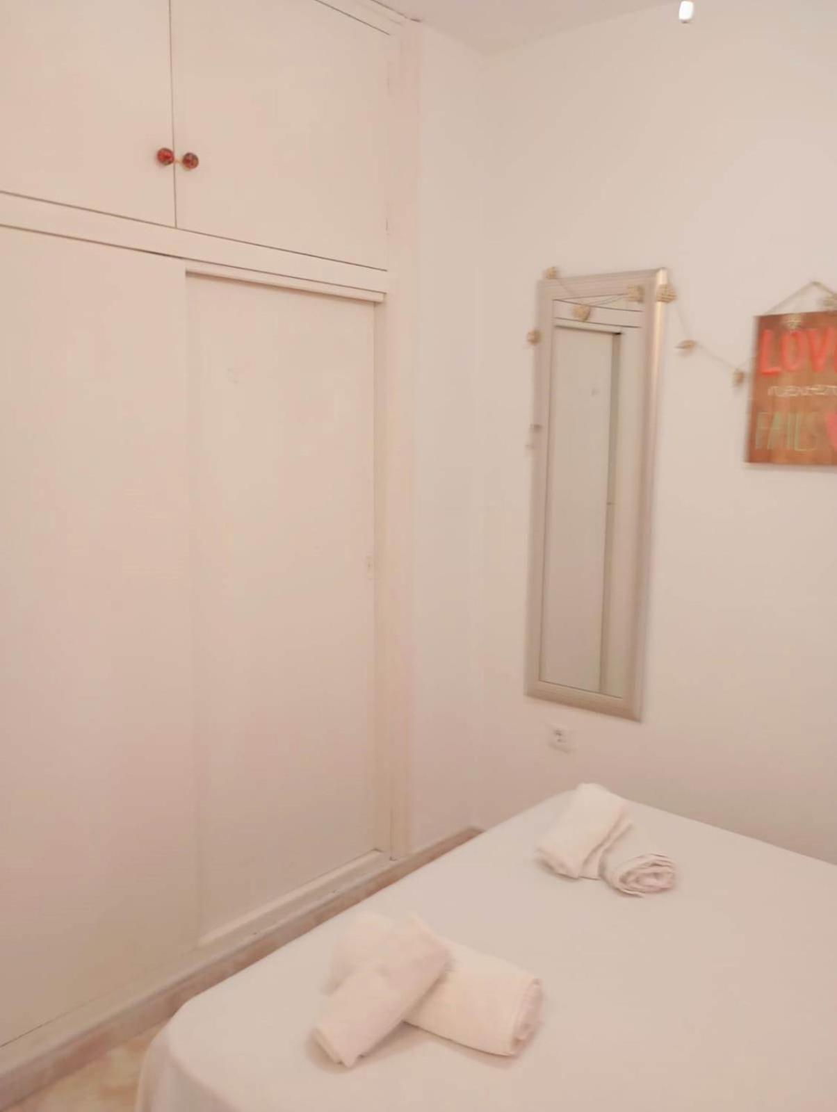 Apartamento Bright With Pool, Torrecilla