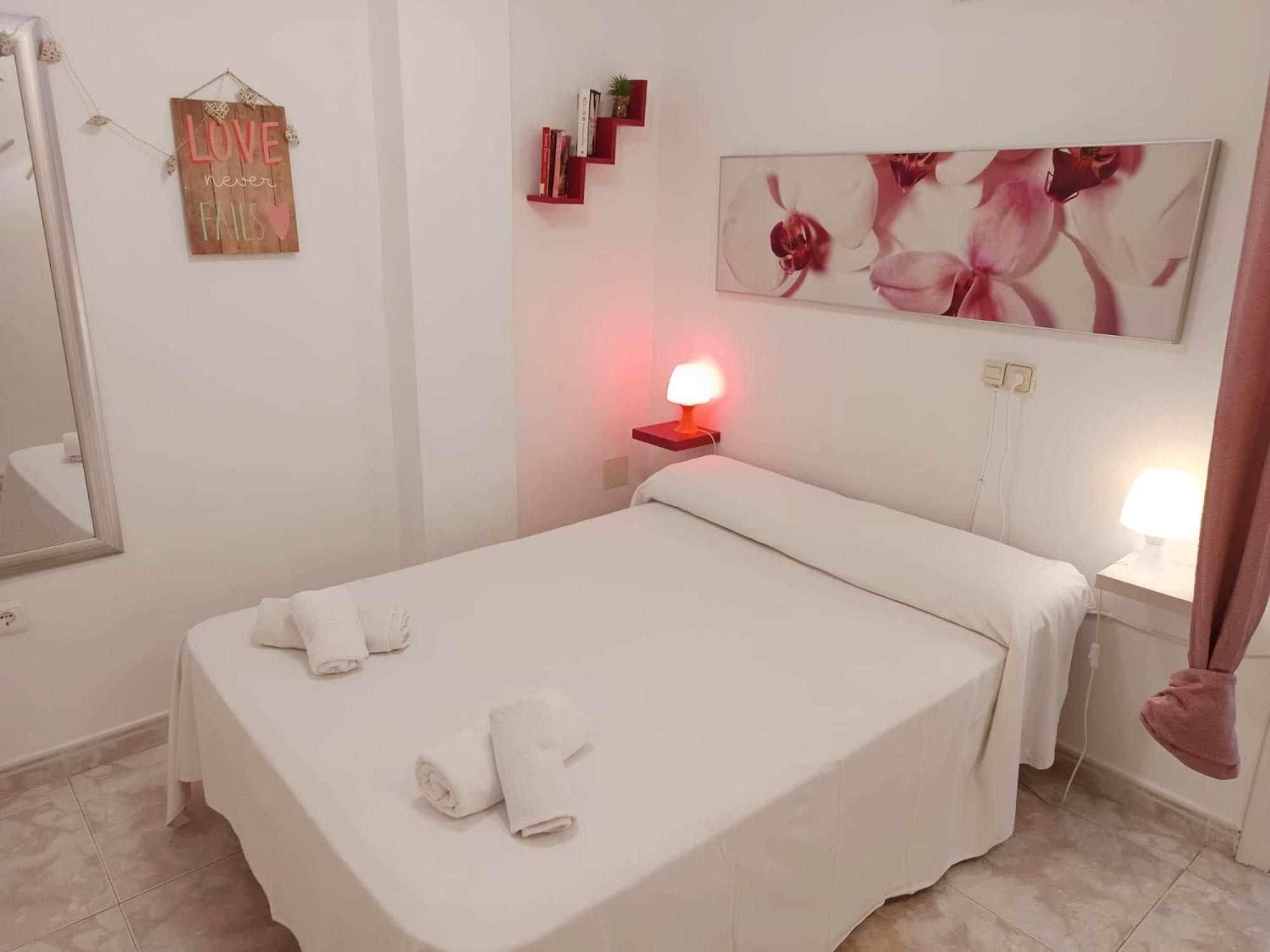 Apartamento Bright With Pool, Torrecilla