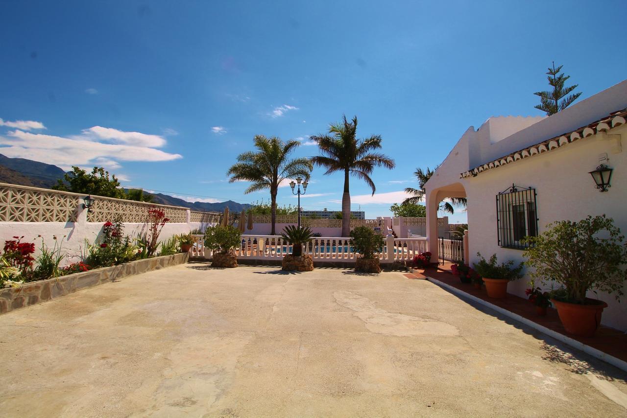Jeromo Spainsunrentals 1004 Pousada Nerja
