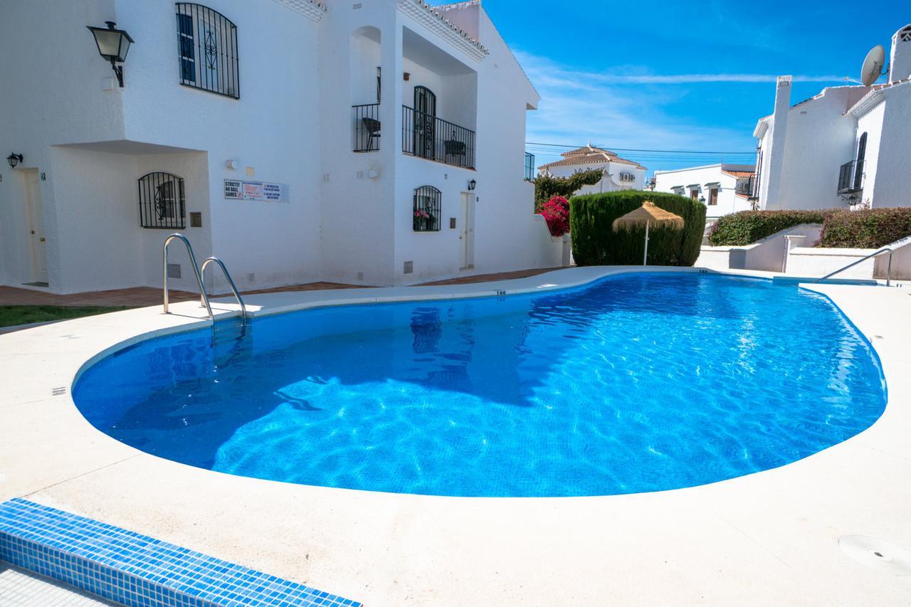Pinos 15 Menyber * Nerja