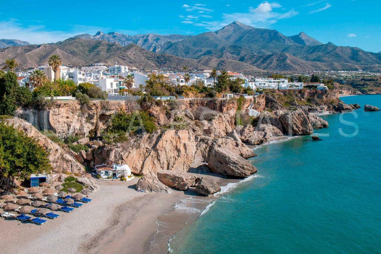Apartamento Al Lado De La Playa Torrecilla Calle Malaga * Nerja