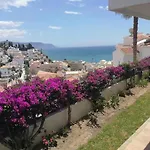 2 bedroom apartment Paradorares Ne