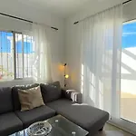 Villa Sandra Little Haven Apartment