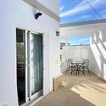 Villa Sandra Little Haven Apartment