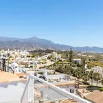 Casa Bonita-Overlooking The Sea