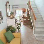 Soleada Casa En Nerja