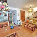 Villa Carabeo