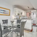 Superb Apartment Nerja