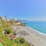 Beautiful Apartment In Acapulco Playa, Nerja