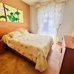 Ático con piscina privada en el corazón de Nerja!