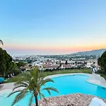 Top Renovated Apartment With Nerjas Biggest Pool