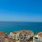 New Apartment With Amazing Sea Views