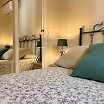 Las Palmas 9A - Oasis Properties