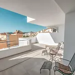 Modern Townhouse With 3 Terraces, Pool And Views