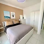 Nerja Casa con gran terraza, muy luminosa y en tranquila zona residencial