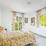 Villa Clarence