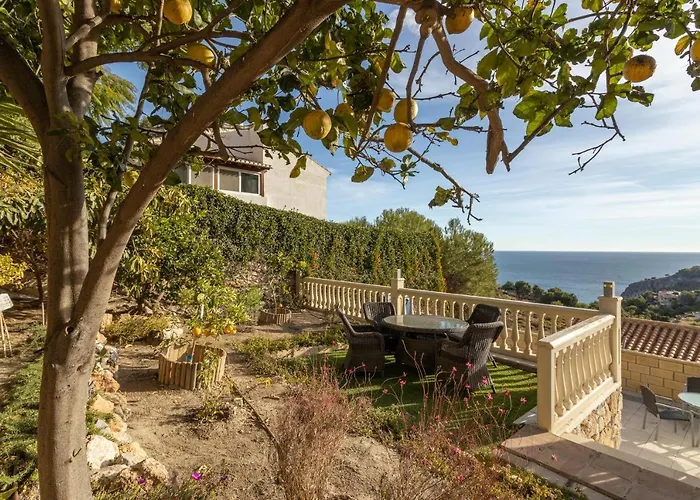 Villa In La Herradura