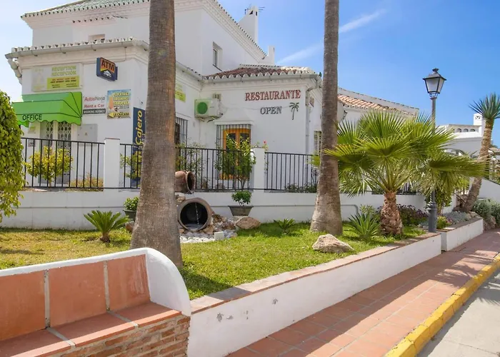 Apt Nerja Chimenea With Ocean View, A/C, & Fiber