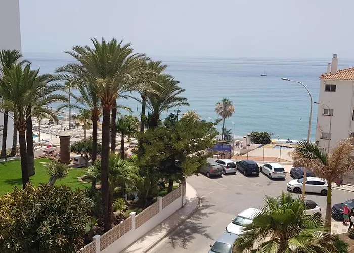 JUNTO a la PLAYA, CALLE MERIDA, NERJA