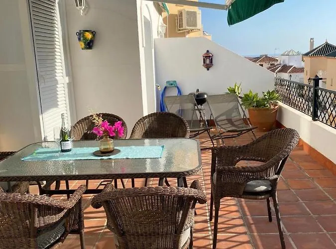 Miramar Nerja - Luxury Apartment Near Burriana Beach With Pool