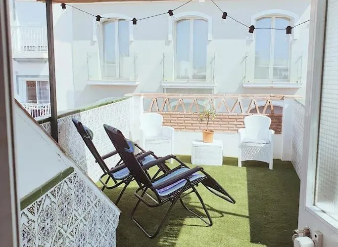 Soleada Casa En Nerja