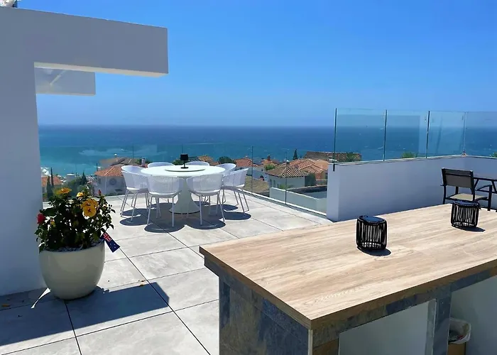 Luxury Villa With Panoramic Views And Infinity Pool