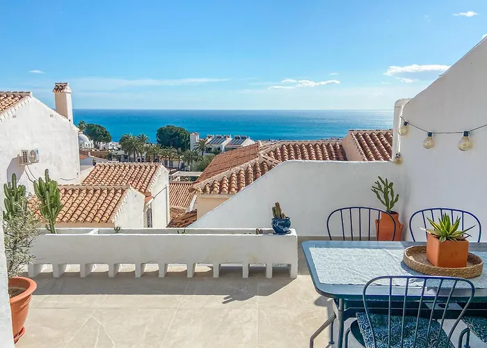 Newly Renovated Apartment In Nerja With Huge Pool