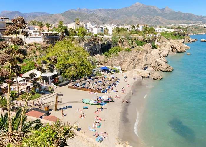 Casa Torrecilla En El Centro De Nerja - South Costa