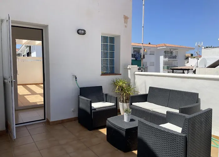 Apartamento B Y G Nerja