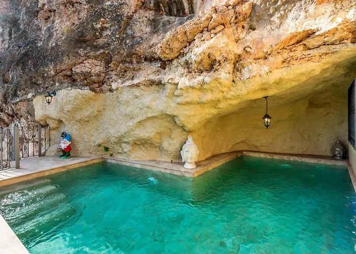 Casa Cueva Nerja