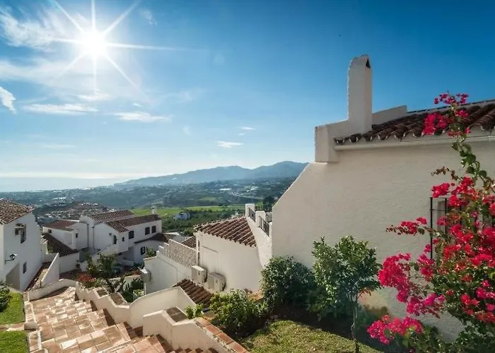 Luxury 2 Bedroom Apartment In San Juan De Capistrano, Nerja