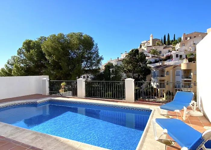 Ferienhaus Mit Privatpool Fuer 7 Personen Ca 150 Qm In Nerja, Andalusien Costa Del Sol