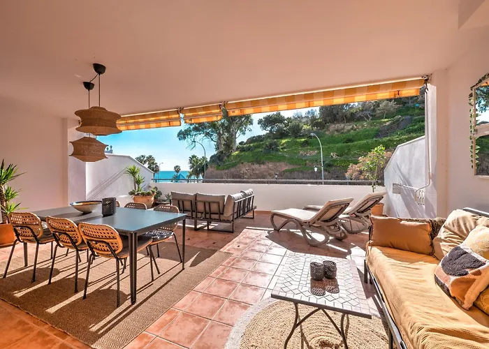 Beachfront Apartment With Sea View At Burriana Beach, Nerja