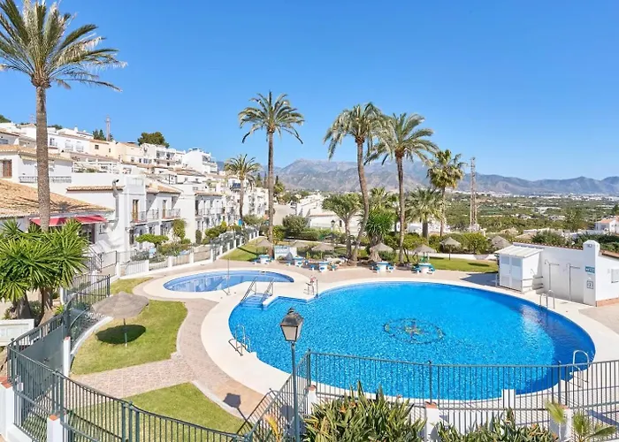 Stunning Views And Well Presented 2 Bed In Punta Lara Pc11