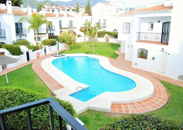 Los Pinos 29 Villas Casasol