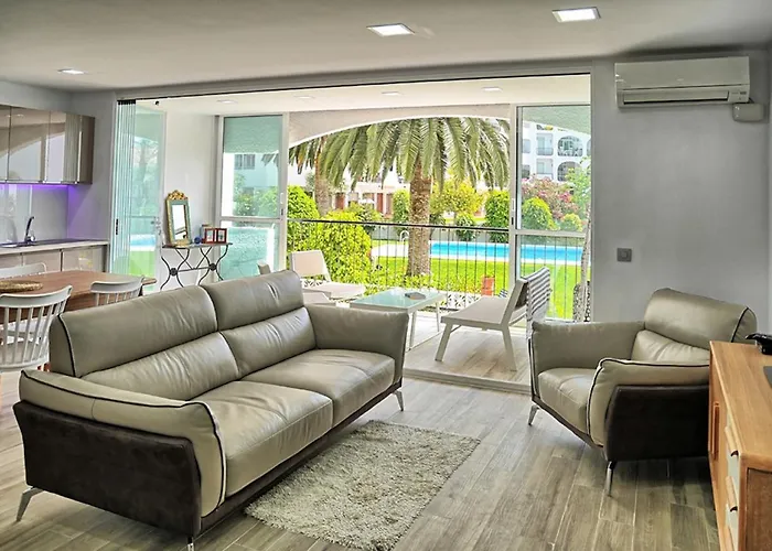 Neenies Nerja - Carabeo Luxury Apartment
