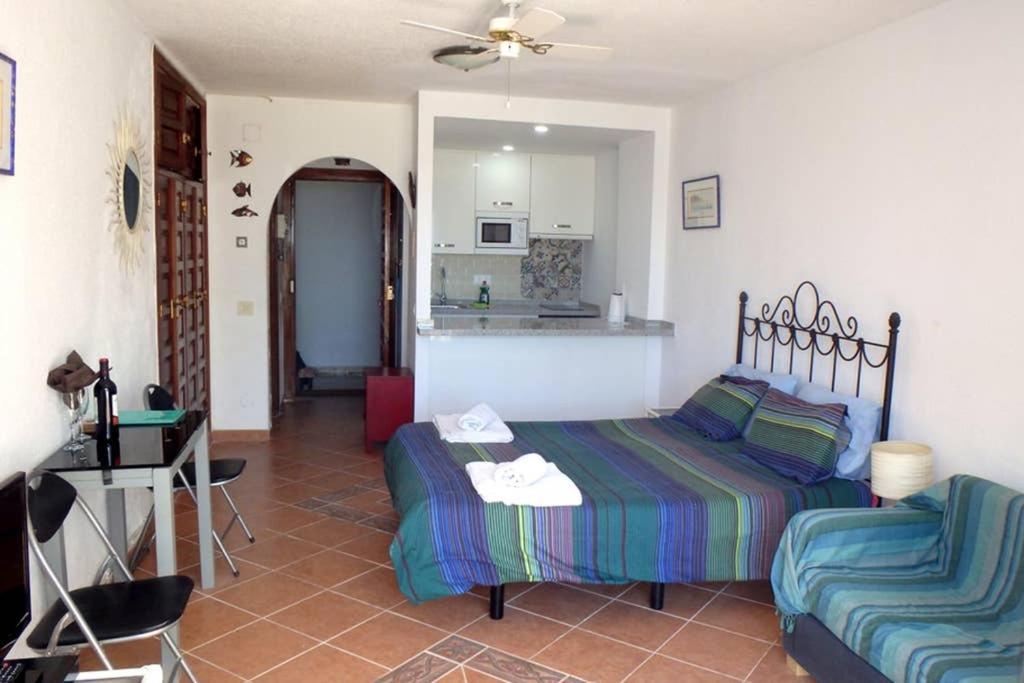 Apartment Palmeras Nsf25 Studio, Torrecilla, Nerja