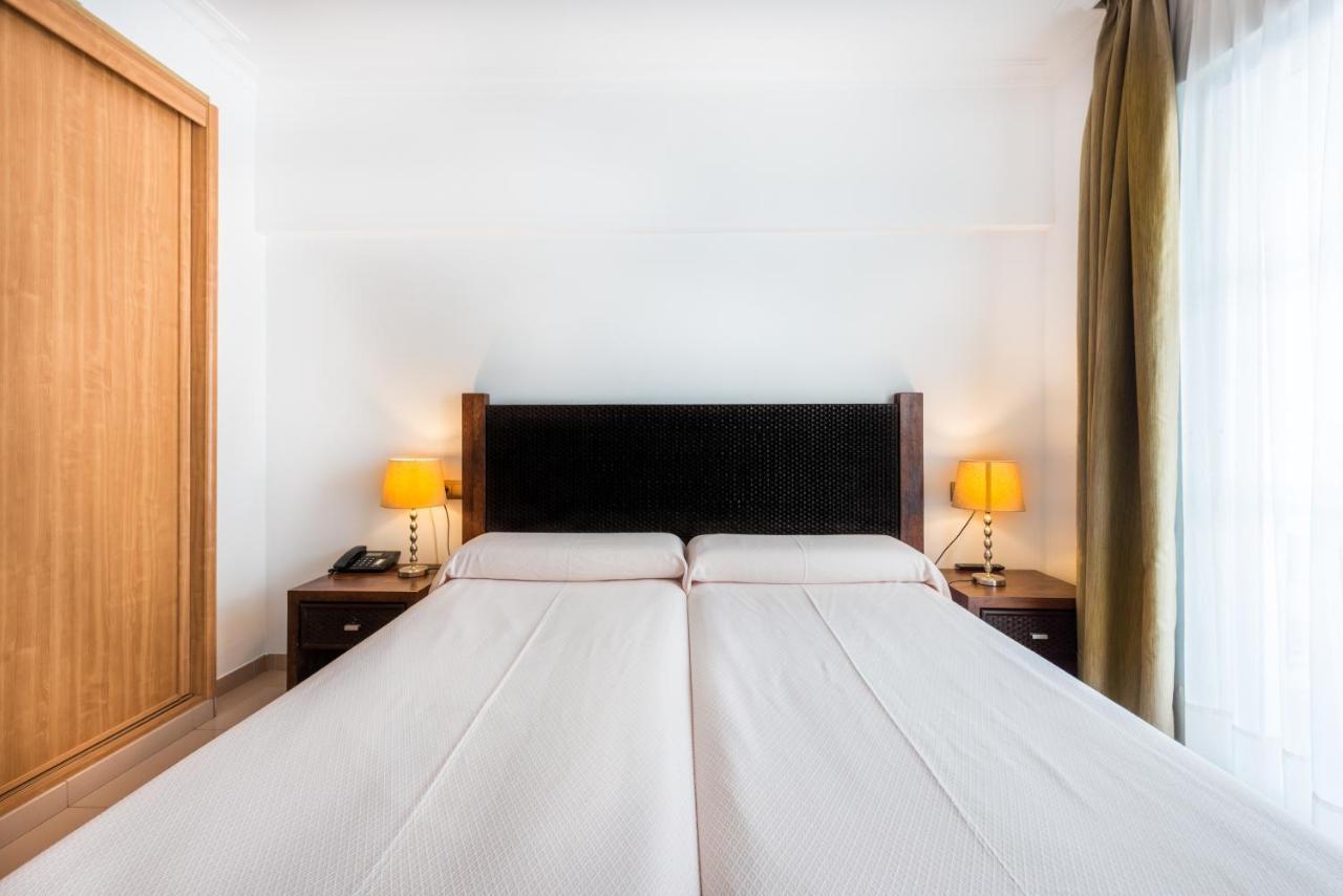 Toboso Apar - Turis 3* Nerja
