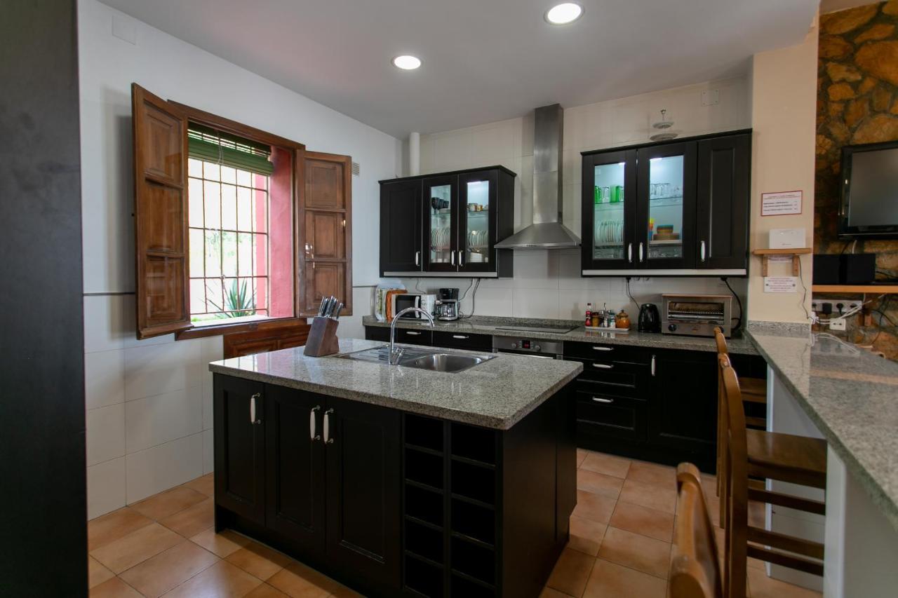 Casa Cuartel El Velero Holiday home *