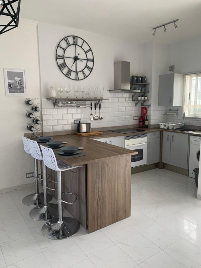 Apartamento Tres Hermanos - Spacious Modern 2 Bedroom Nerja